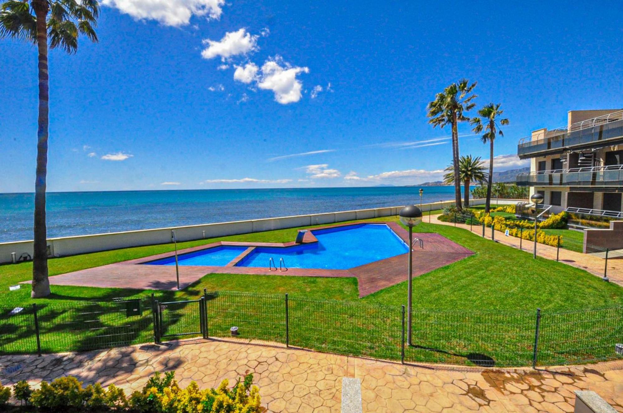 Di Mare Litoral Costa Dorada - Only Families Lägenhet Mont-roig del Camp Exteriör bild